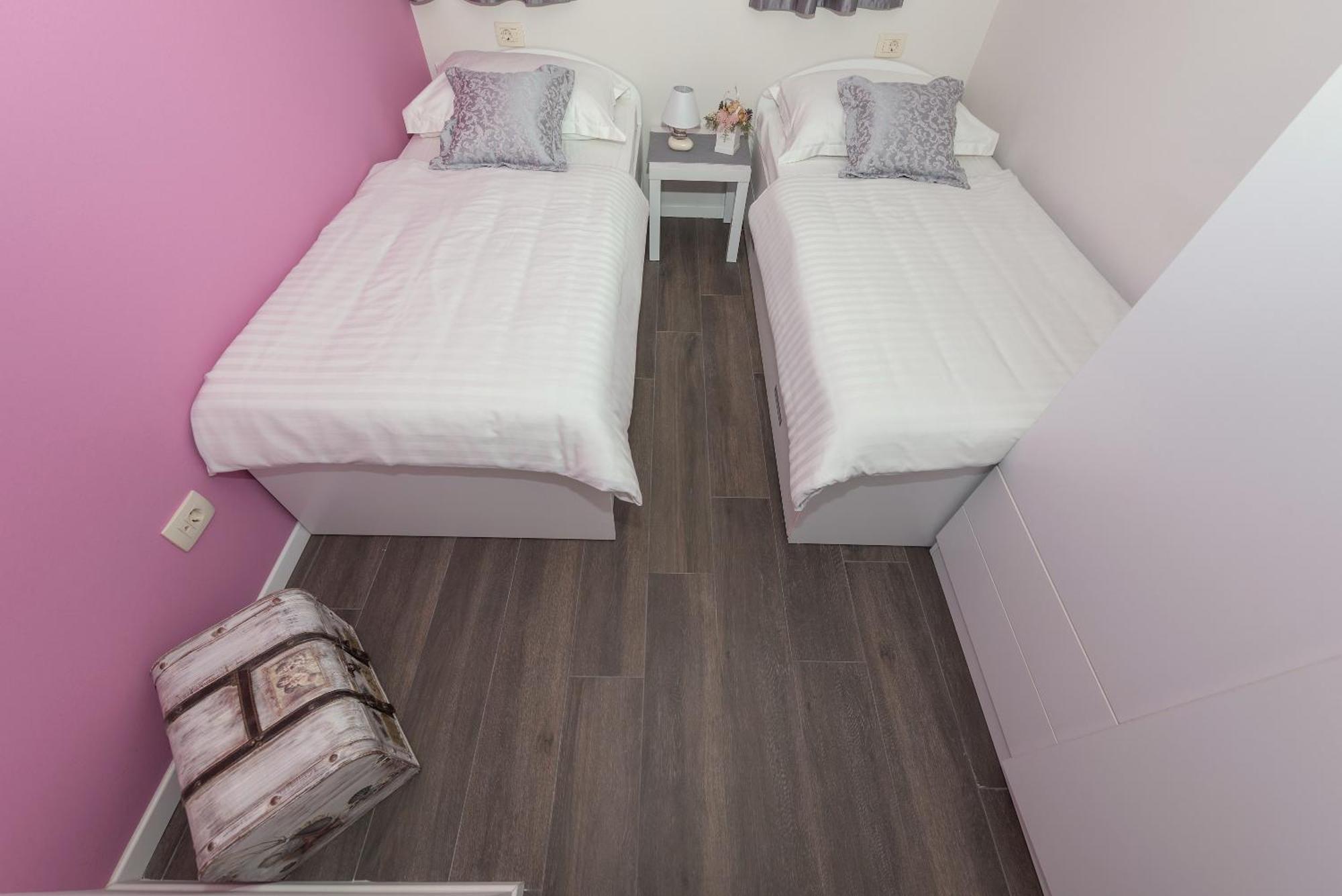 Kati Apartment Makarska Szoba fotó